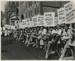 Press Photograph of Americans Protesting British Navy Commandeering of the <i>Exodus 1947</i>