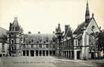 Chateau de Blois - Façade sur la Cour