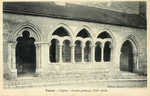 L'Église -- Porche gothique